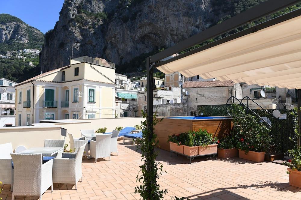 Hotel Floridiana Amalfi Zewnętrze zdjęcie